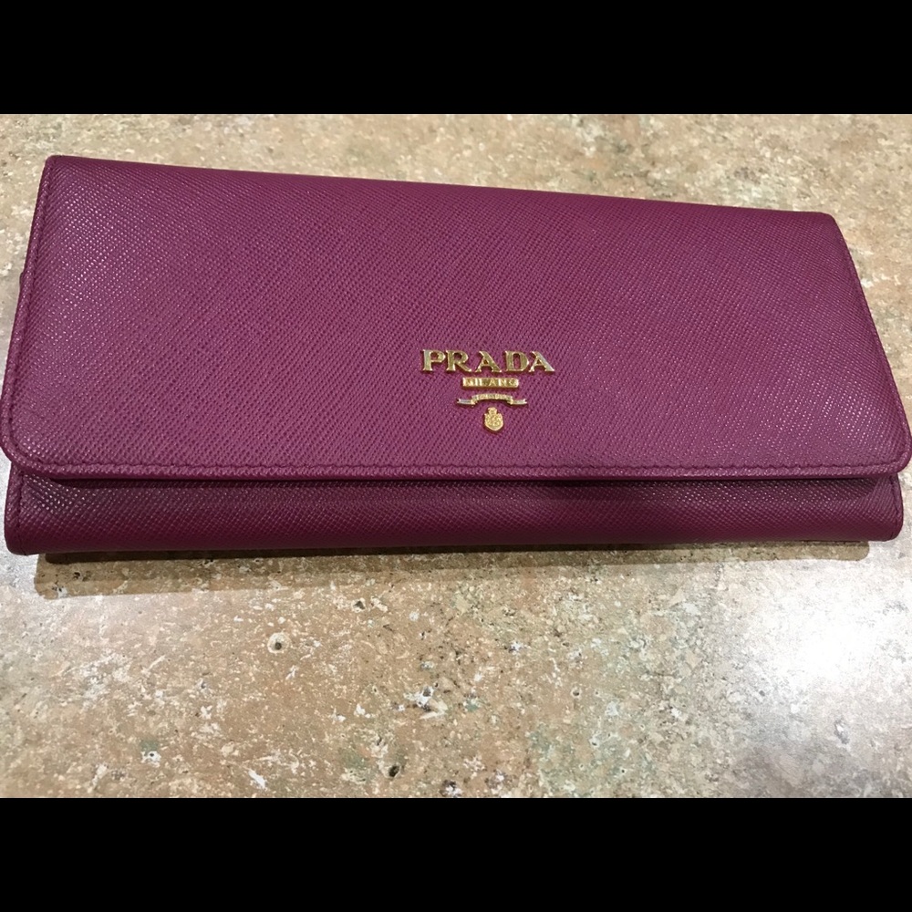 Authentic Prada saffiano wallet